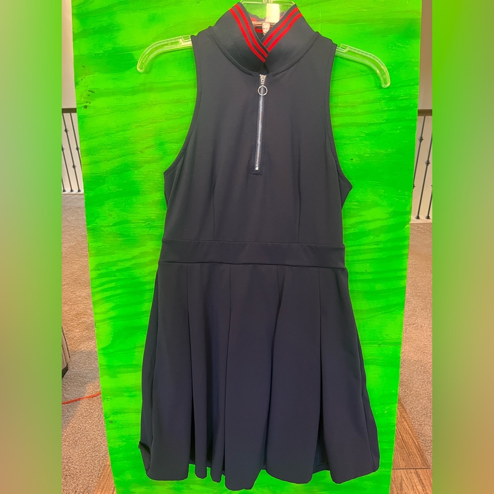 Chic Navy Sleeveless Dress with Red Trim